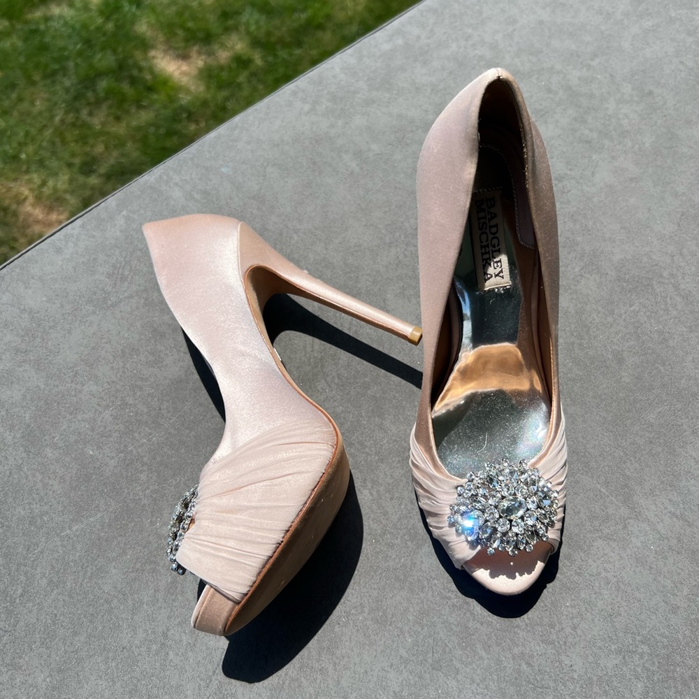 Badgley Mischka Heels - Picture 2 of 7